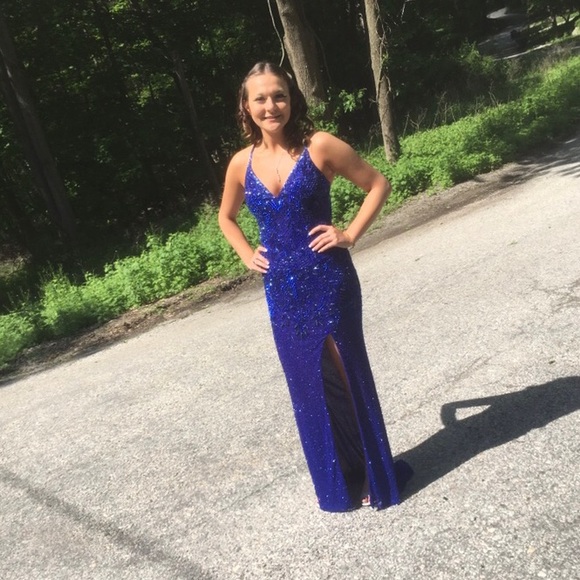 prom dress - Picture 1 of 4